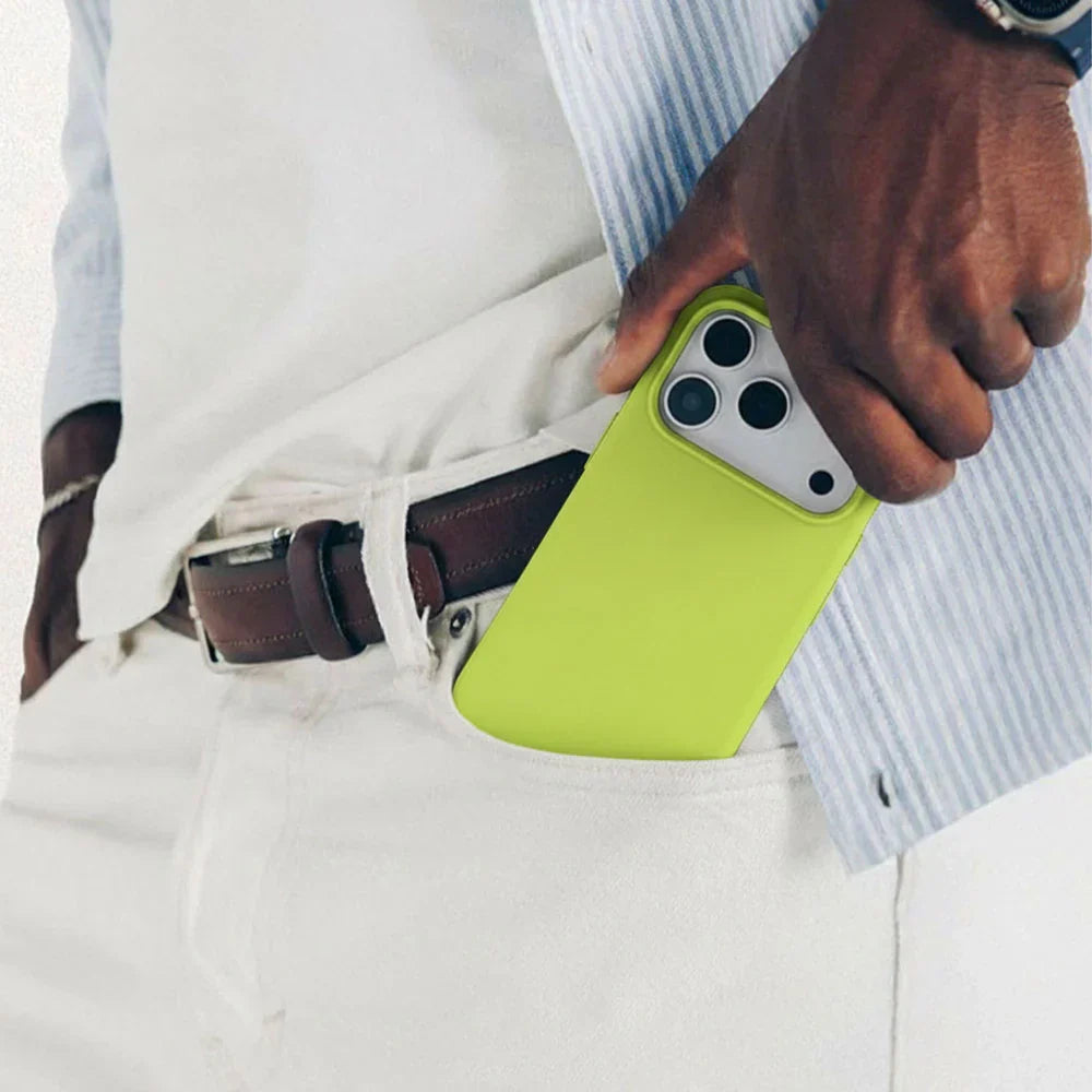 The Everyday Minimalist's Guide to iPhone 17 Pro Max Cases