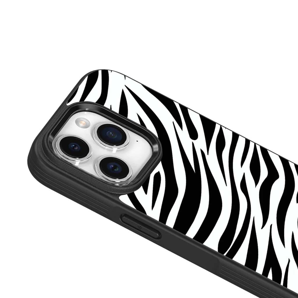 iPhone 15 Pro Case With MagSafe - Zebra