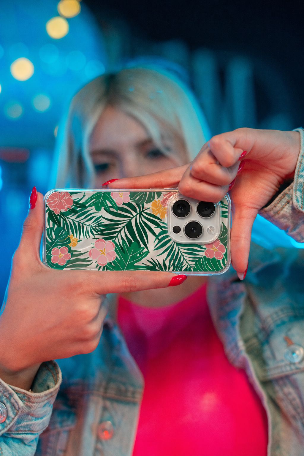 iPhone 15 Pro Max Case With MagSafe - Wild Flower