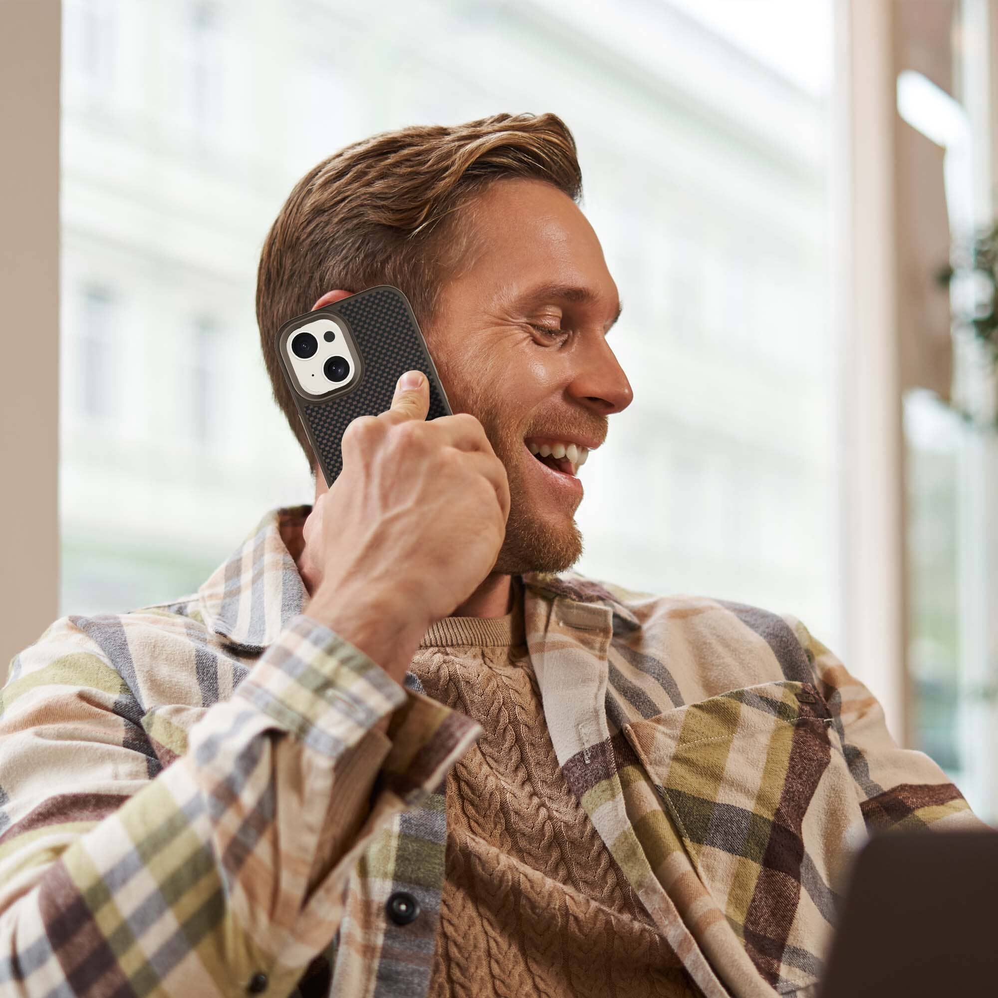 iPhone 15 Aramid Fiber Weave Pattern Case