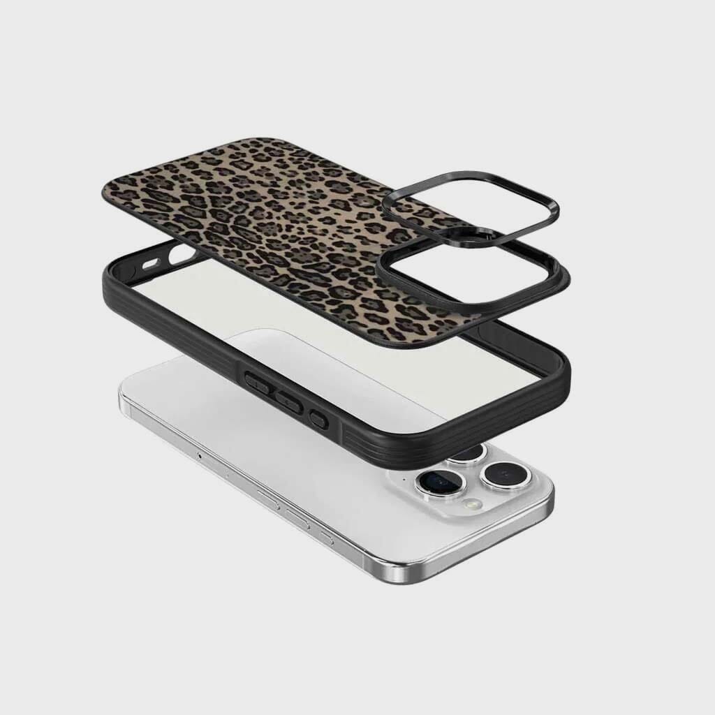 iPhone 15 Pro Max Case With MagSafe - Leopard