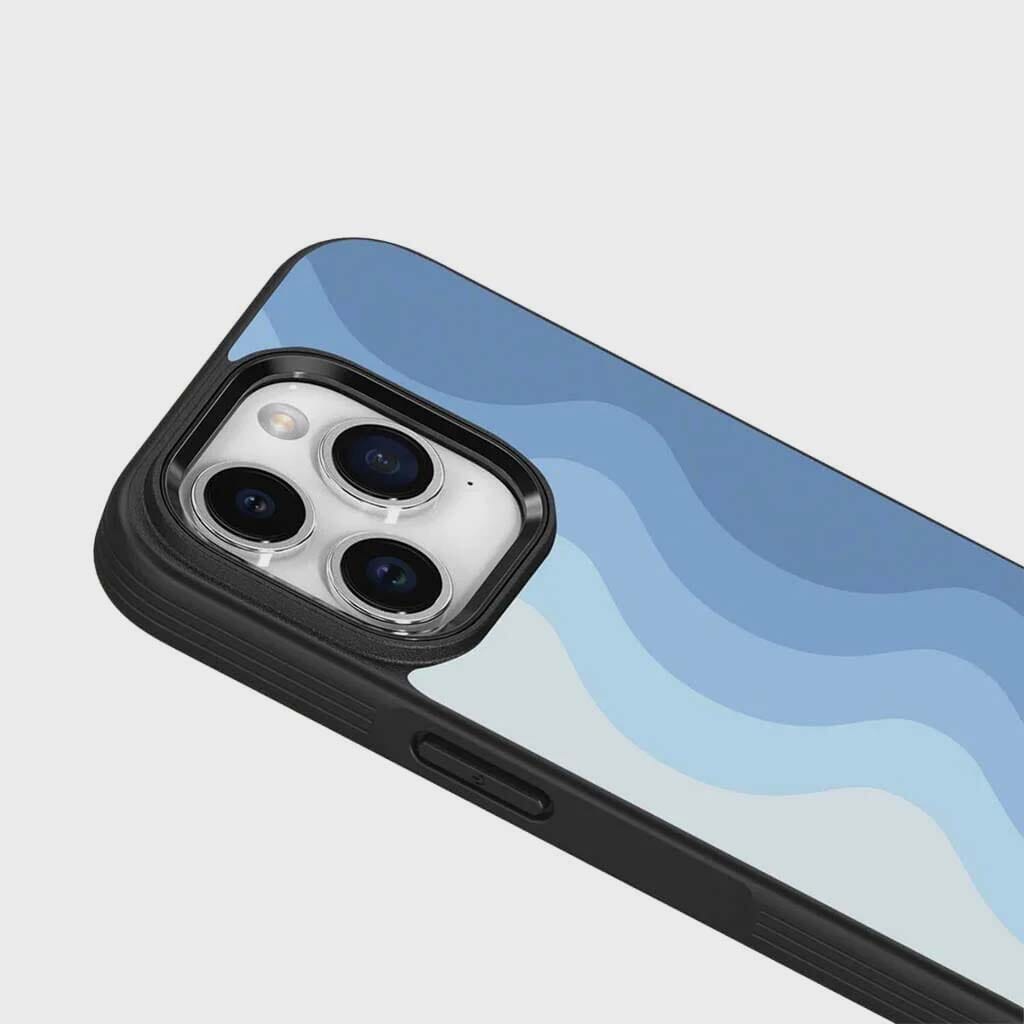 iPhone 15 Pro Case With MagSafe - Blue Wave