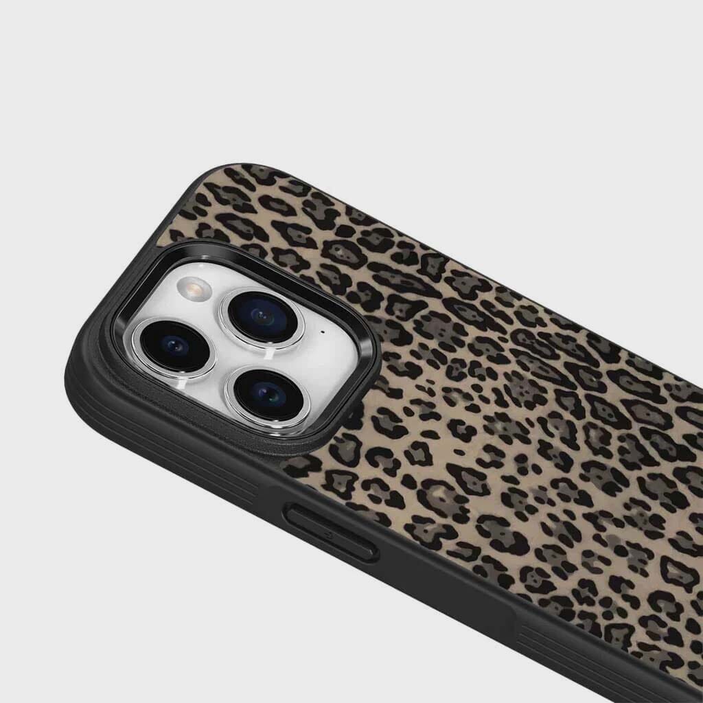 iPhone 15 Pro Max Case With MagSafe - Leopard