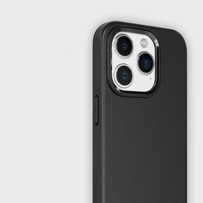 iPhone 15 Pro Max Grip Case With MagSafe