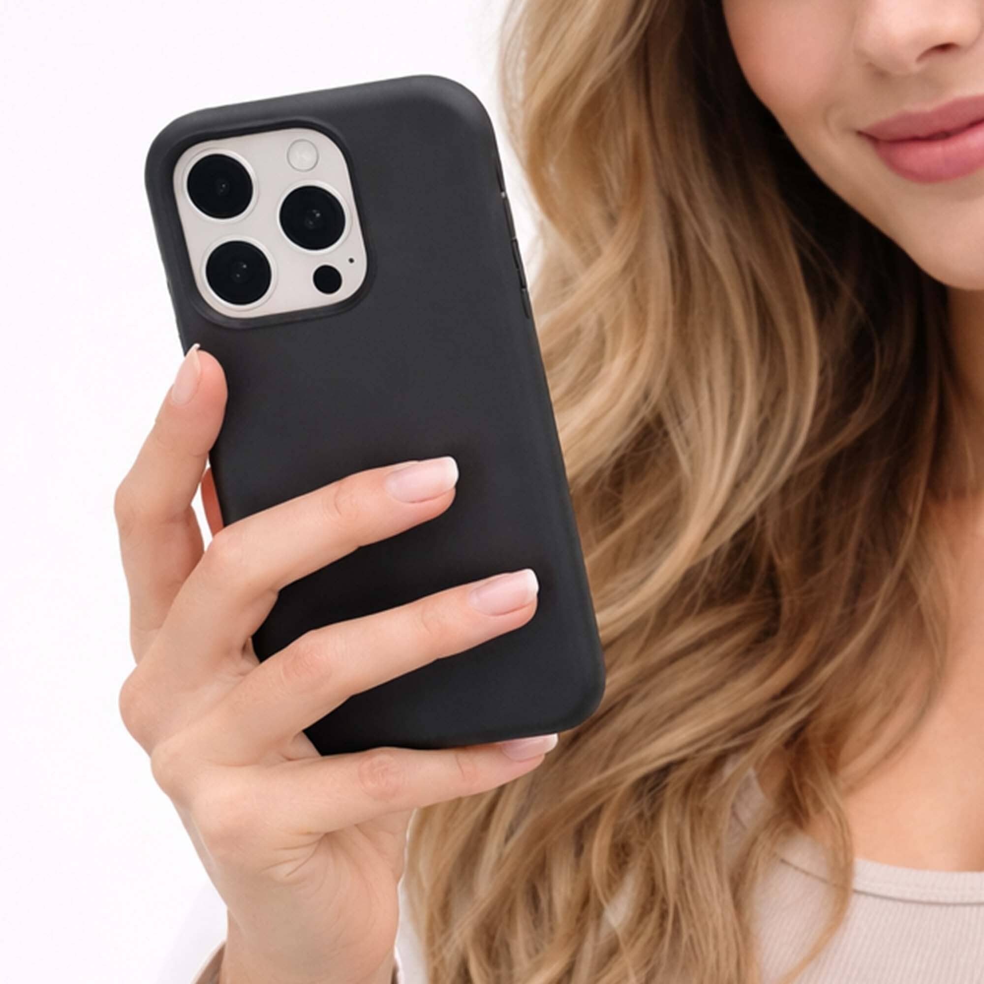 iPhone 16 Pro Silicone Case With MagSafe