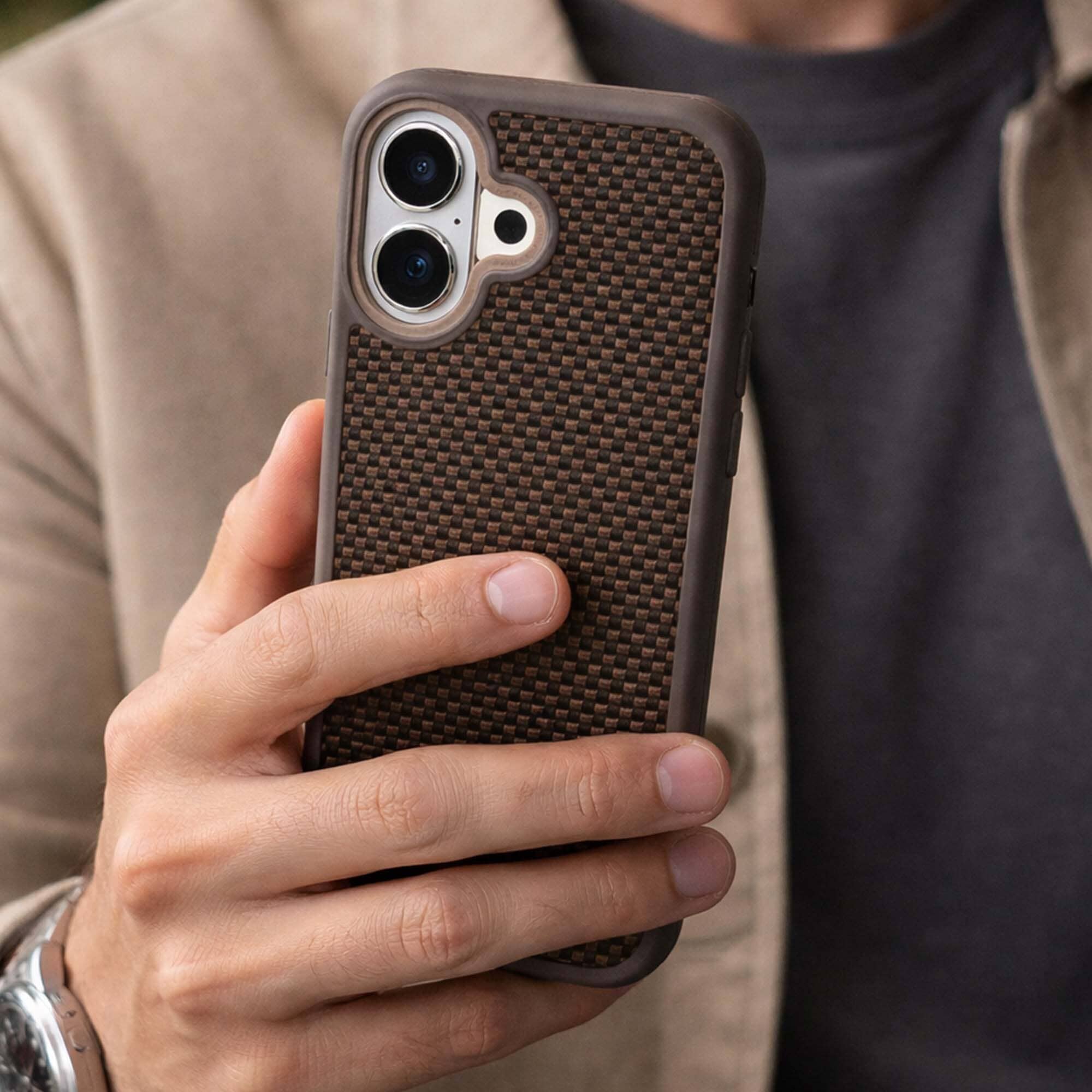 iPhone 16 Aramid Fiber Weave Pattern Case