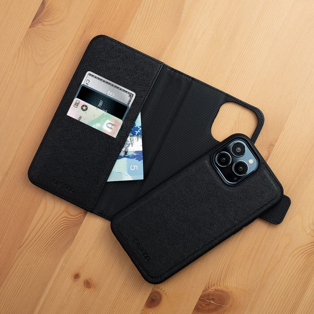 Caseco MagSafe iPhone 14 Plus Detachable Wallet