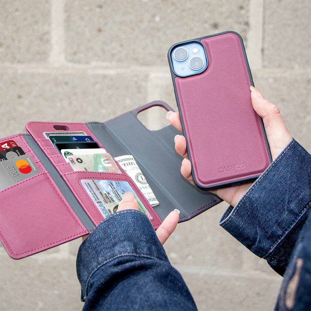 Caseco MagSafe iPhone 14 Plus Detachable Wallet