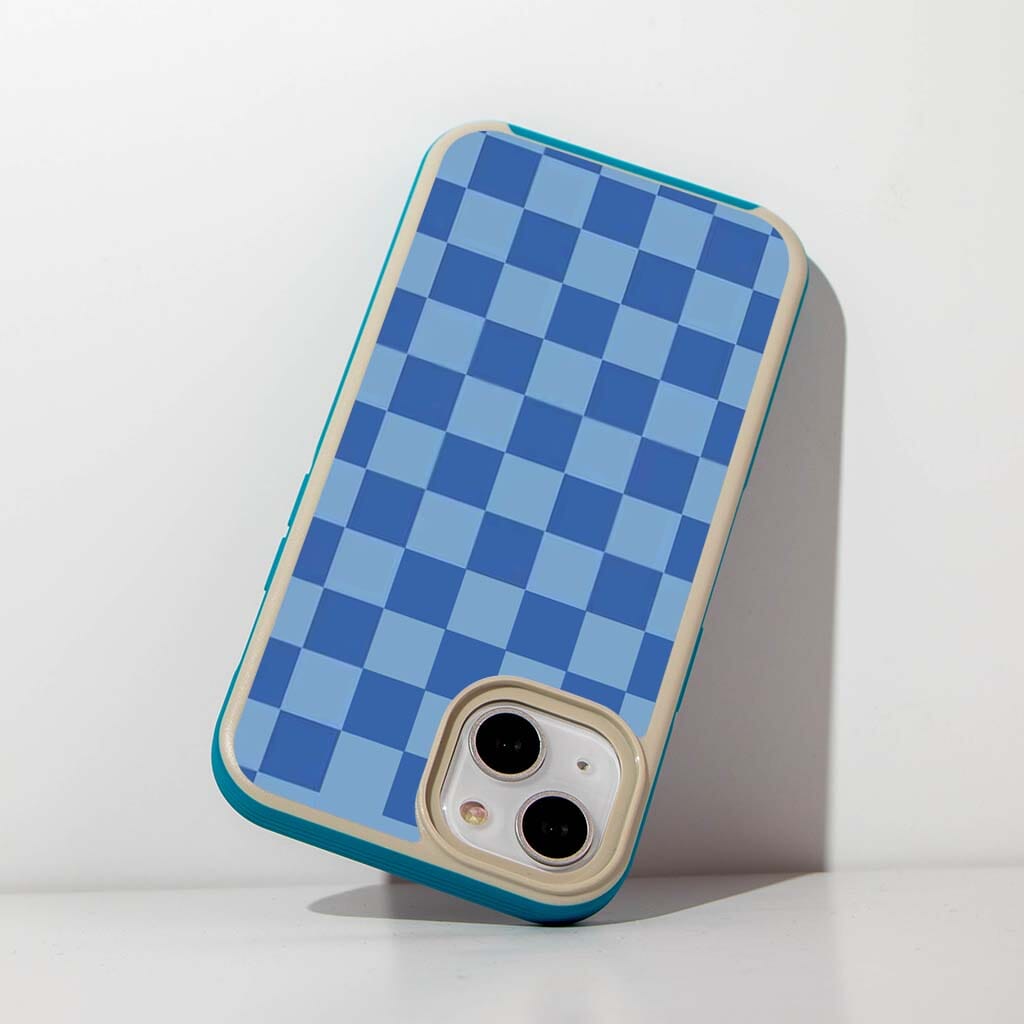 MagSafe iPhone 13 Blue Checkerboard Print Case