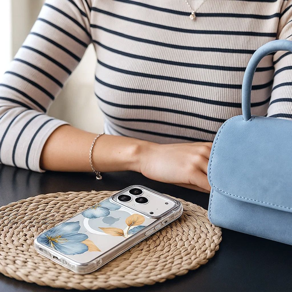 MagSafe iPhone 17 Pro Blue Wildflower Clear Case